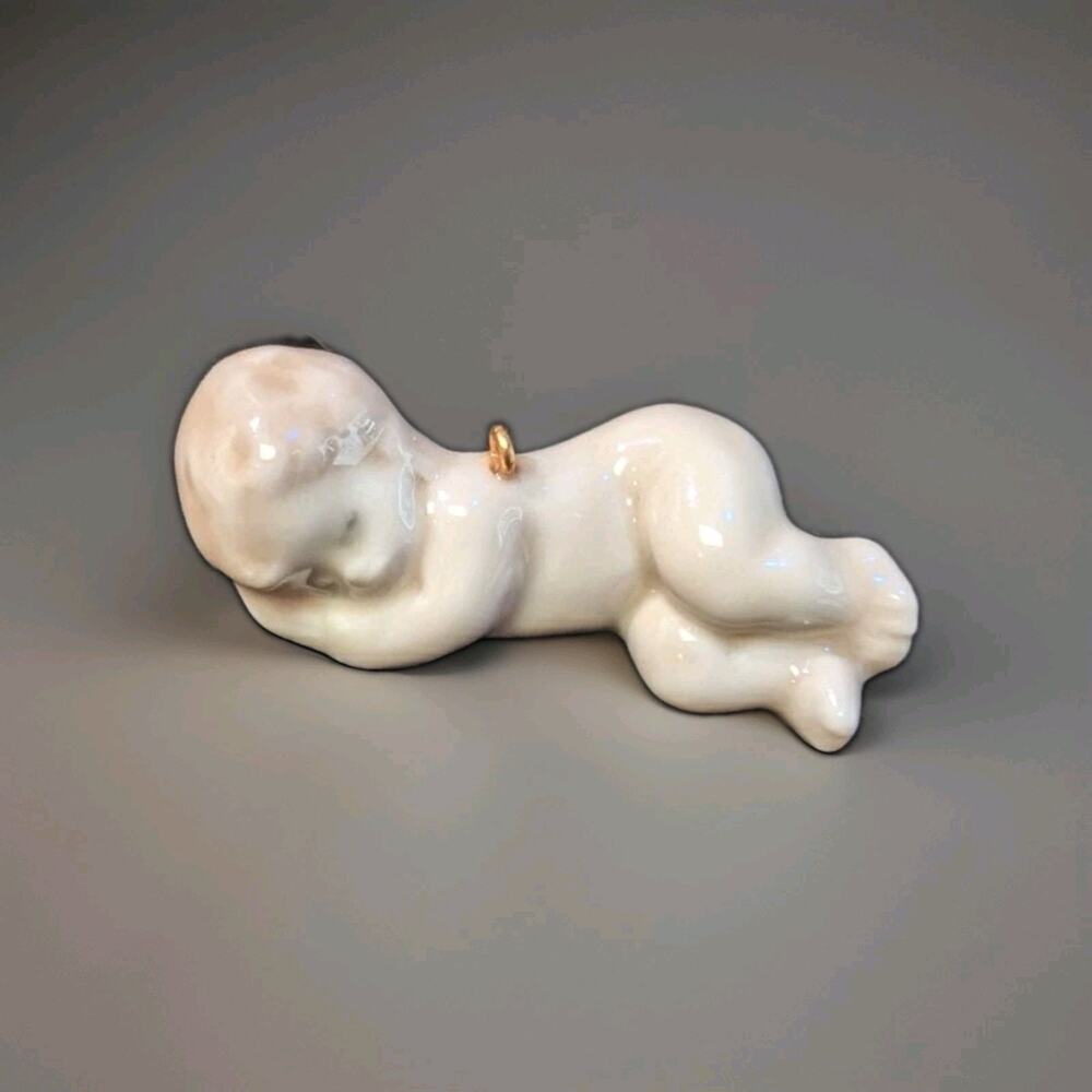 LLADRO Sleeping Baby Cherub Jesus Figurine 1.5 Inches